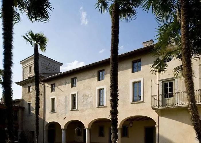 Rustico Maiensaess Puetschai Vakantiehuis